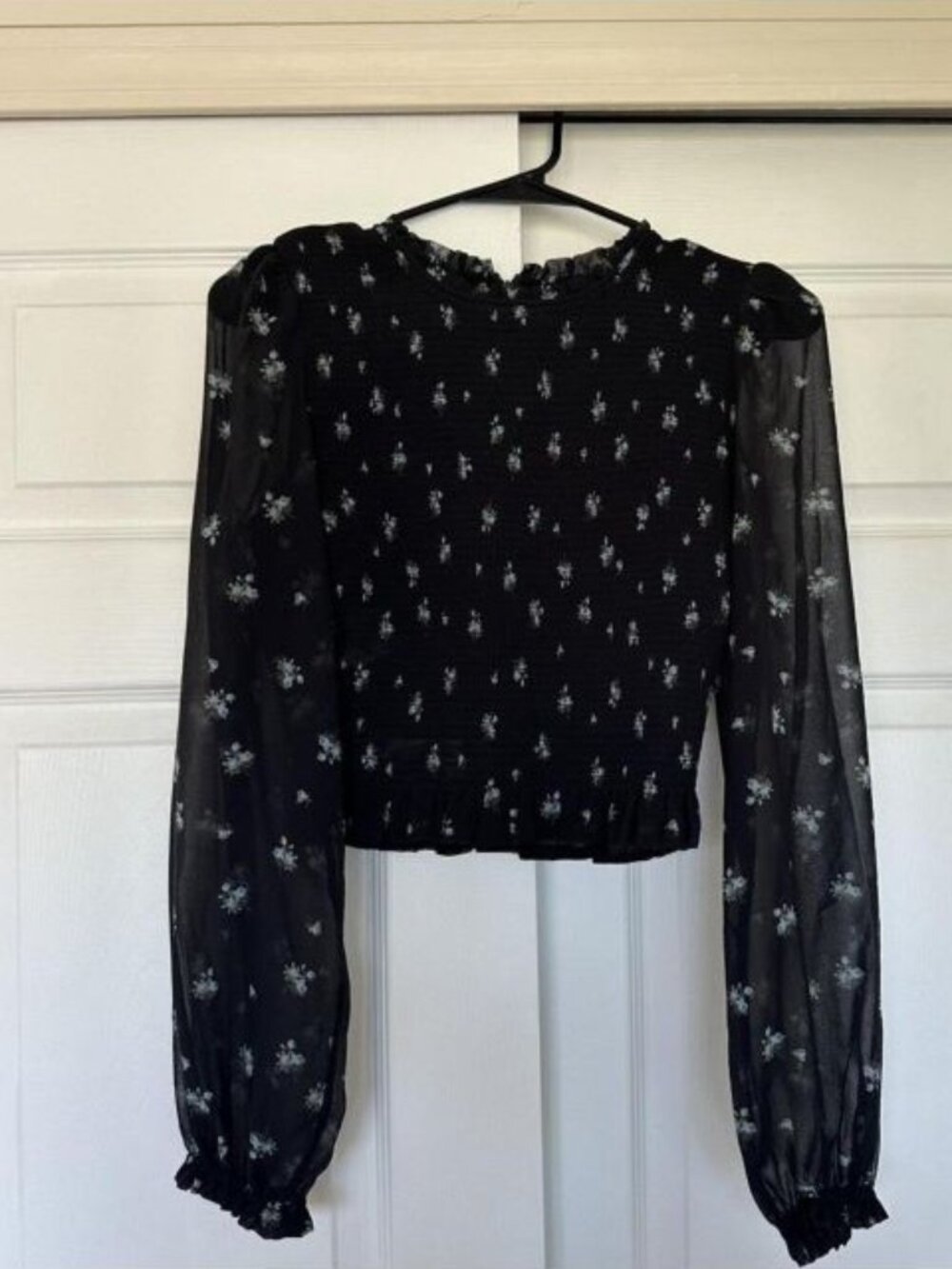 Wilfred by Aritzia Navy Blue Berry Print Blouse Size S